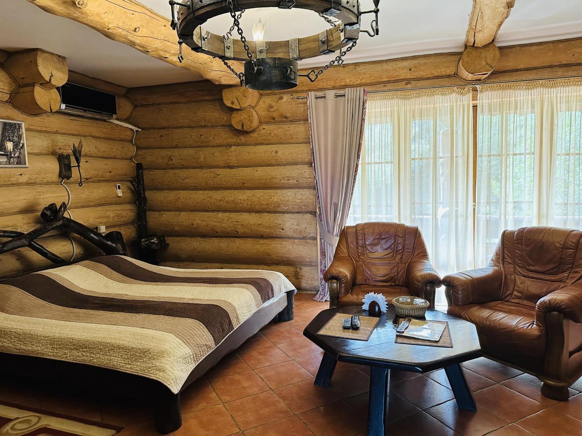 Фільварок Кмитів Hotel Velyki Kosharishcha Kültér fotó
